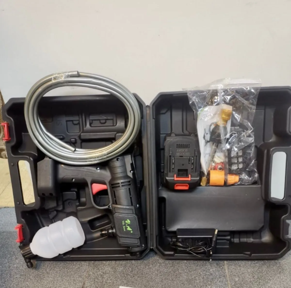 Kit Hidrolavadora Portátil con Maletín