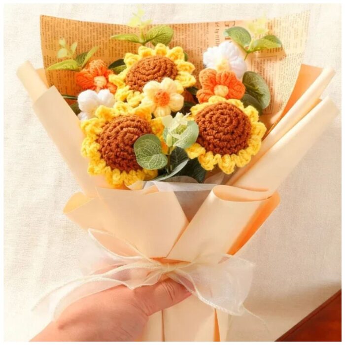 Ramo de Girasoles Tejidos a Mano – Un Regalo que No se Marchita